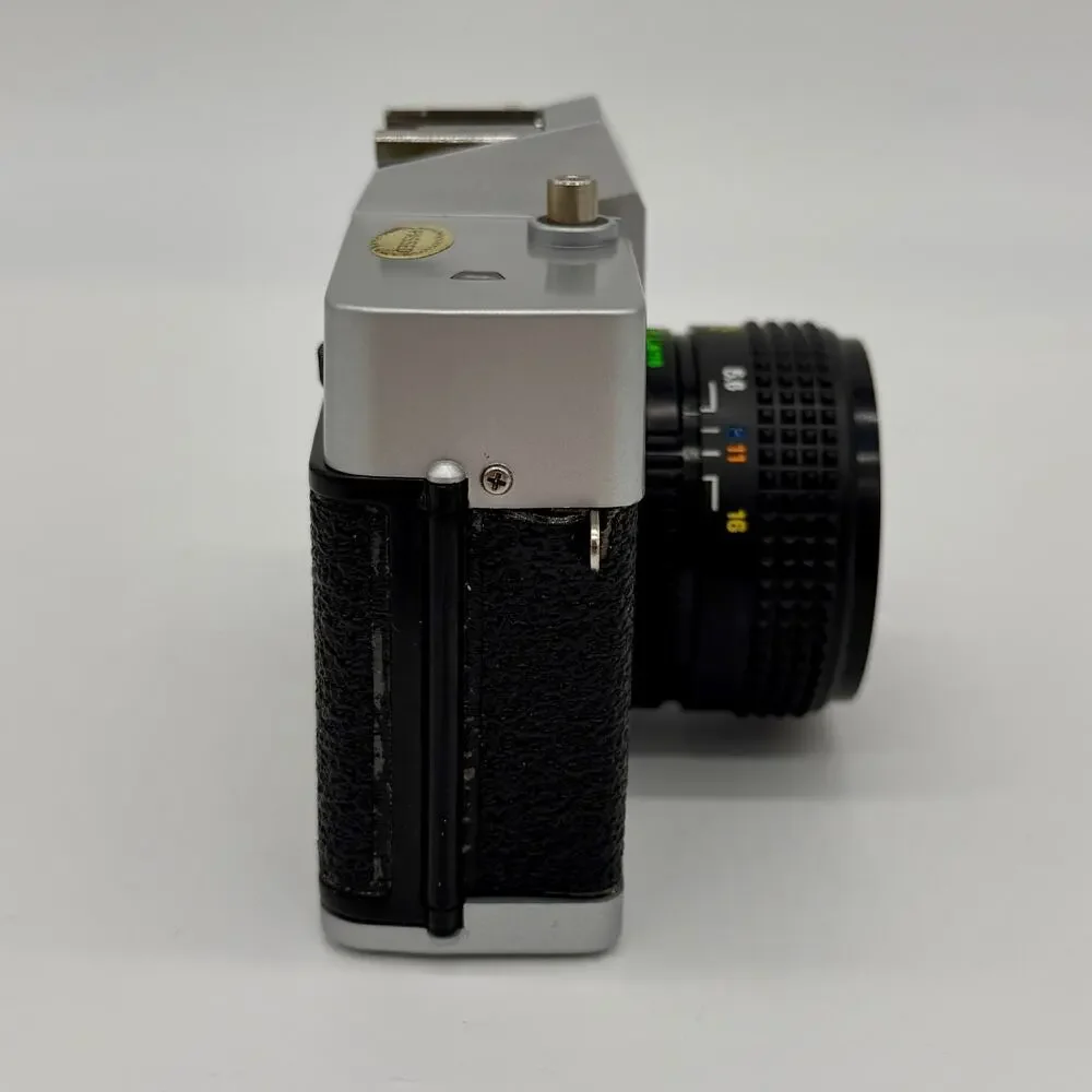 Jensun CF-1 35mm Camera W/ 1:6 f=50mm lens - Vintage + Extras Flash Strap Box